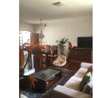 Casa, Castelo, 3 Quartos, 3 Vagas, 1 Suíte