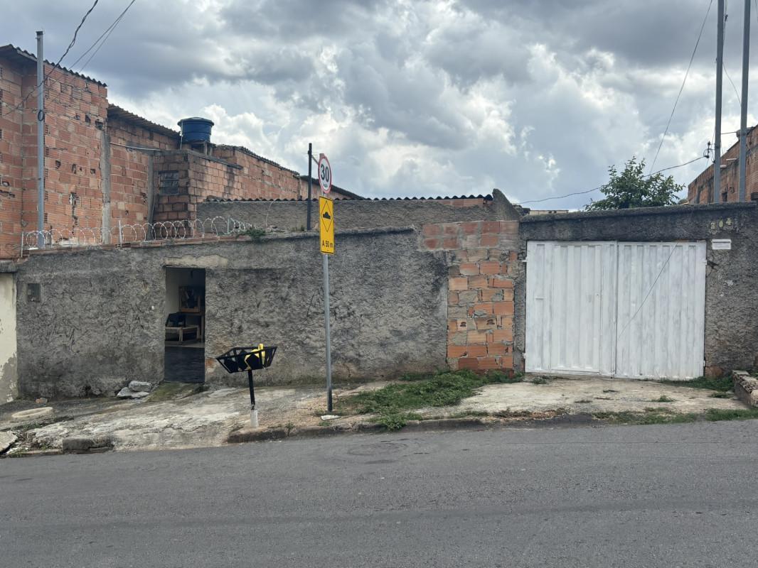 Casa, Baronesa (são Benedito), 2 Quartos, 1 Vaga