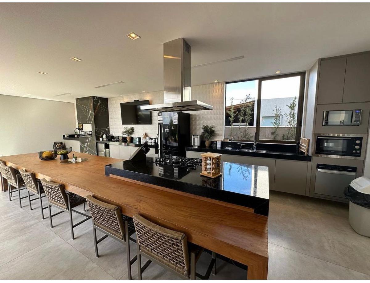 Casa, Gran Park, 4 Quartos, 4 Vagas, 3 Suítes