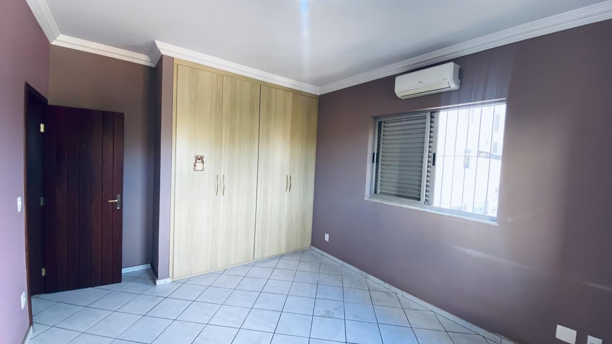 Casa, Ouro Preto, 3 Quartos, 5 Vagas, 1 Suíte