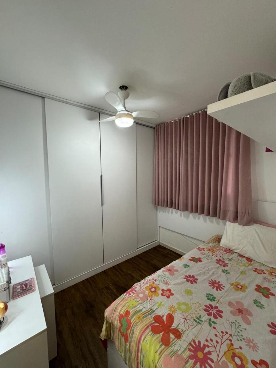 Casa, Castelo, 3 Quartos, 2 Vagas, 1 Suíte