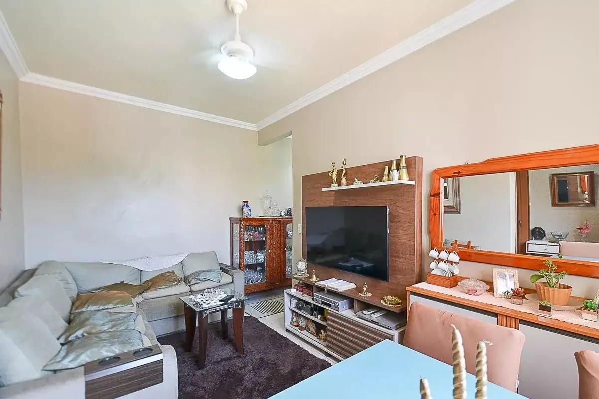 Apartamento, Sagrada Família, 2 Quartos, 1 Vaga, 1 Suíte