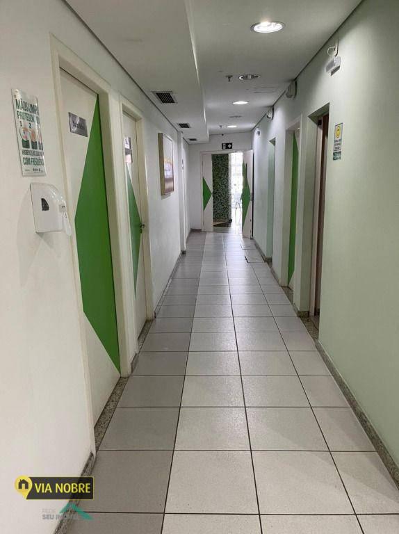 Loja, Funcionários, 4 Vagas