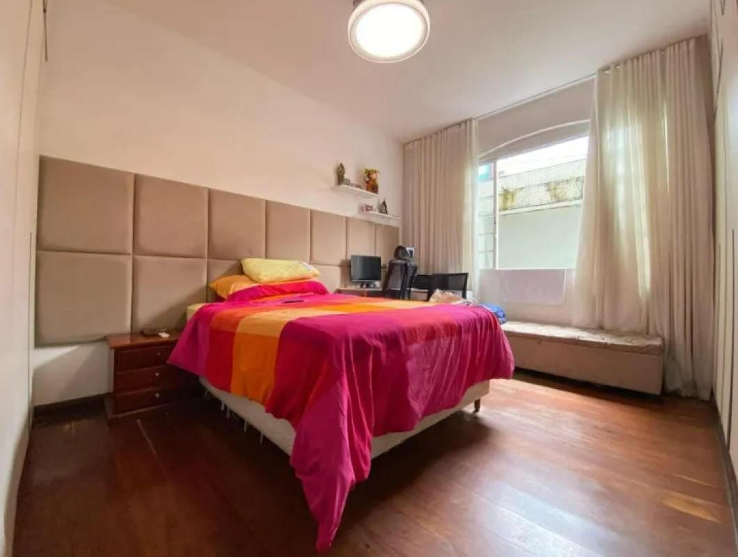 Casa, Planalto, 4 Quartos, 5 Vagas, 2 Suítes