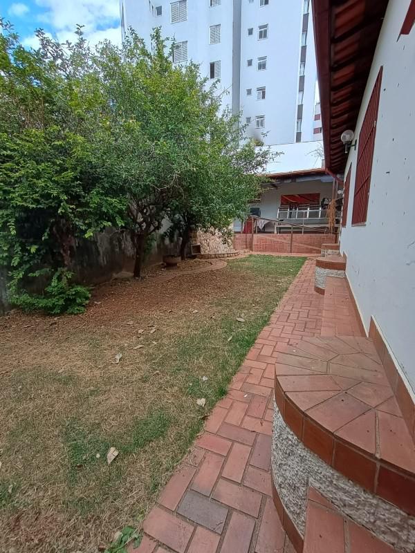 Casa, Castelo, 4 Quartos, 4 Vagas, 2 Suítes