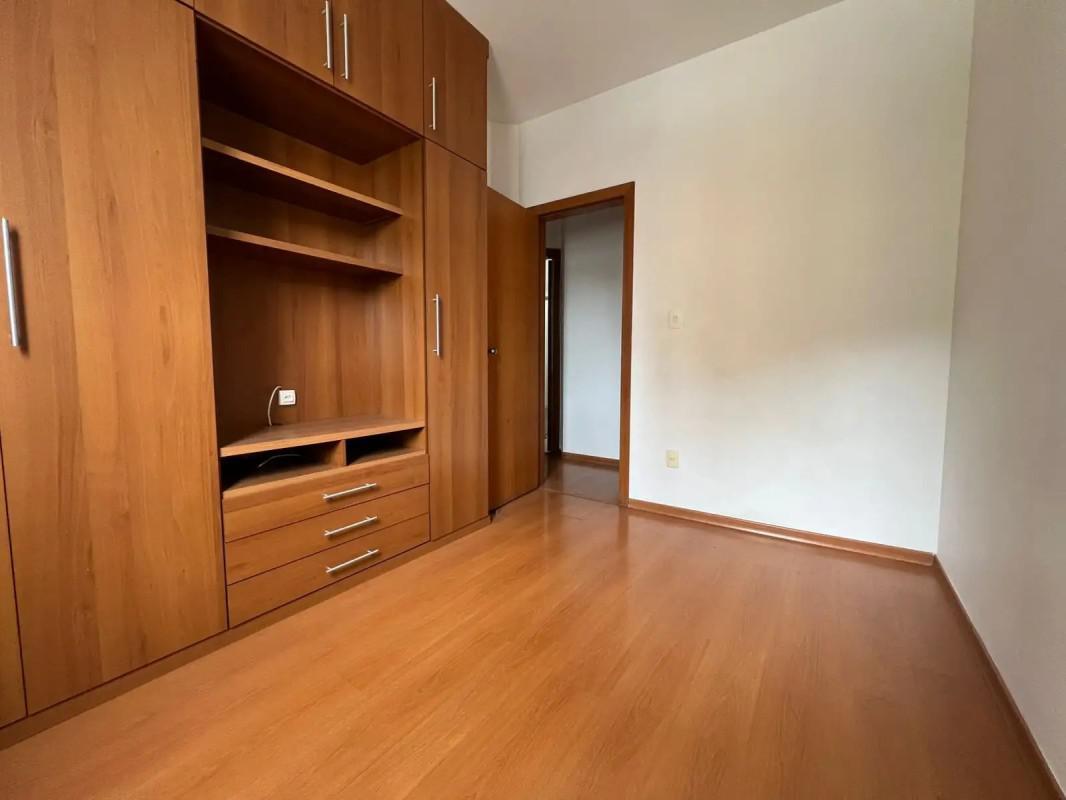 Apartamento, Estoril, 3 Quartos, 1 Vaga, 1 Suíte