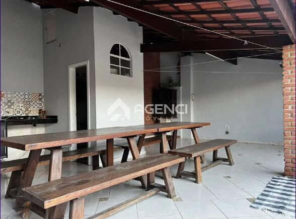 Casa, São Gonçalo, 3 Quartos, 0 Vaga, 1 Suíte