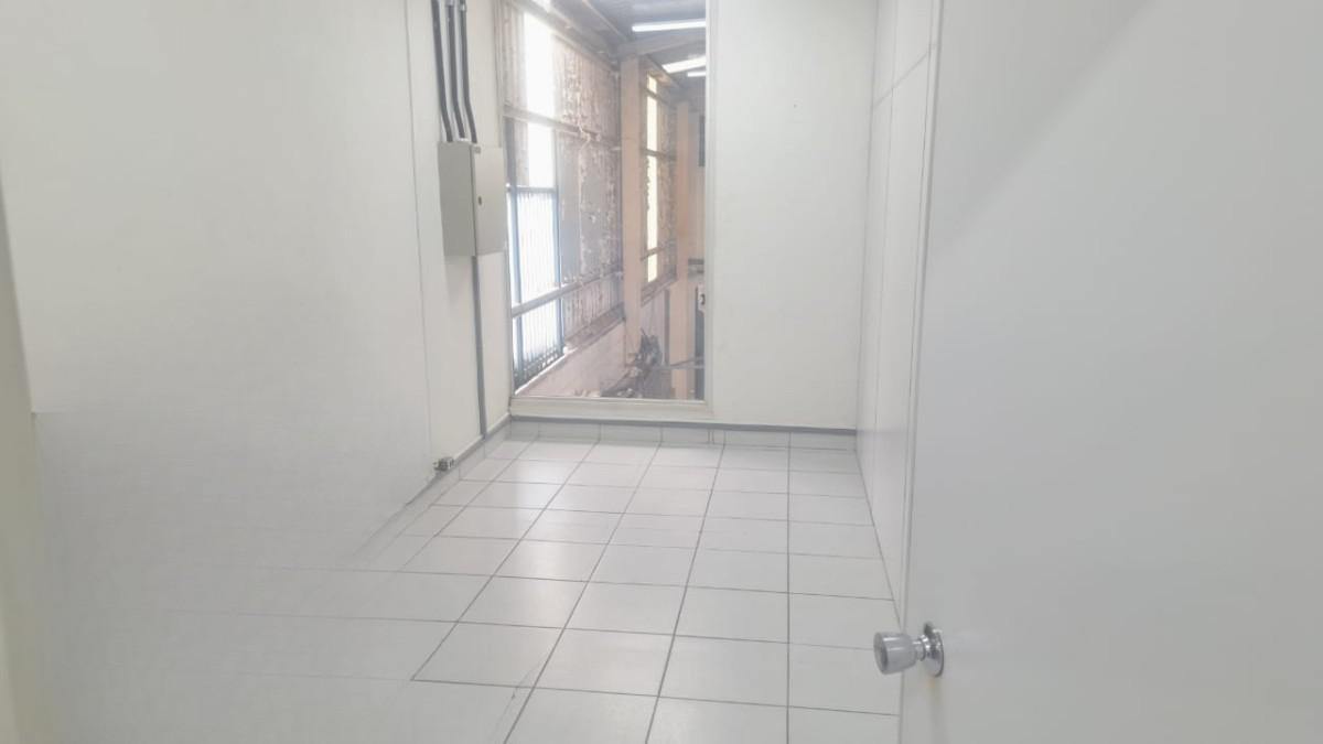 Sala, São Salvador, 0 Quarto, 0 Vaga