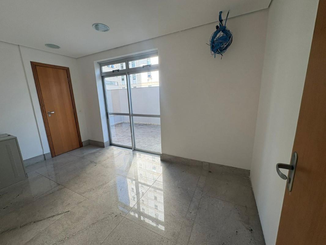Sala, Santo Agostinho, 0 Quarto, 5 Vagas