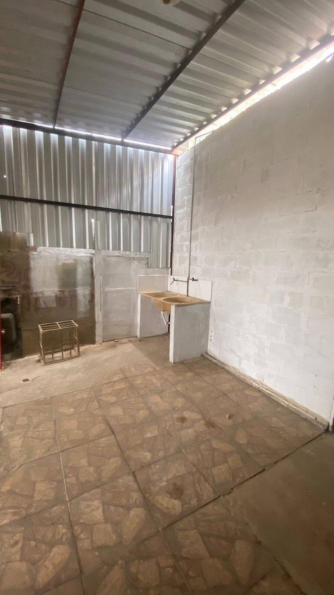 Galpão, Belvedere, 0 Quarto, 0 Vaga