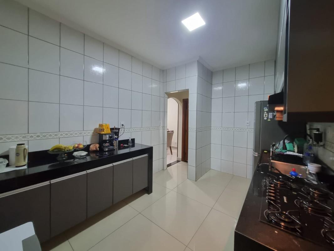 Casa, Jardim Riacho das Pedras, 3 Quartos, 2 Vagas, 1 Suíte