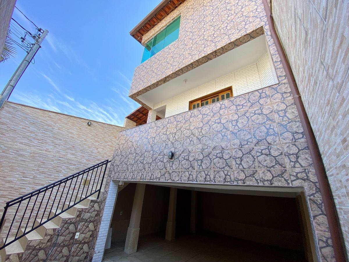 Casa, Paquetá, 3 Quartos, 4 Vagas, 1 Suíte