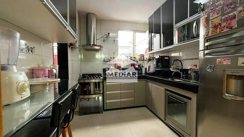 Apartamento, Castelo, 3 Quartos, 2 Vagas, 1 Suíte