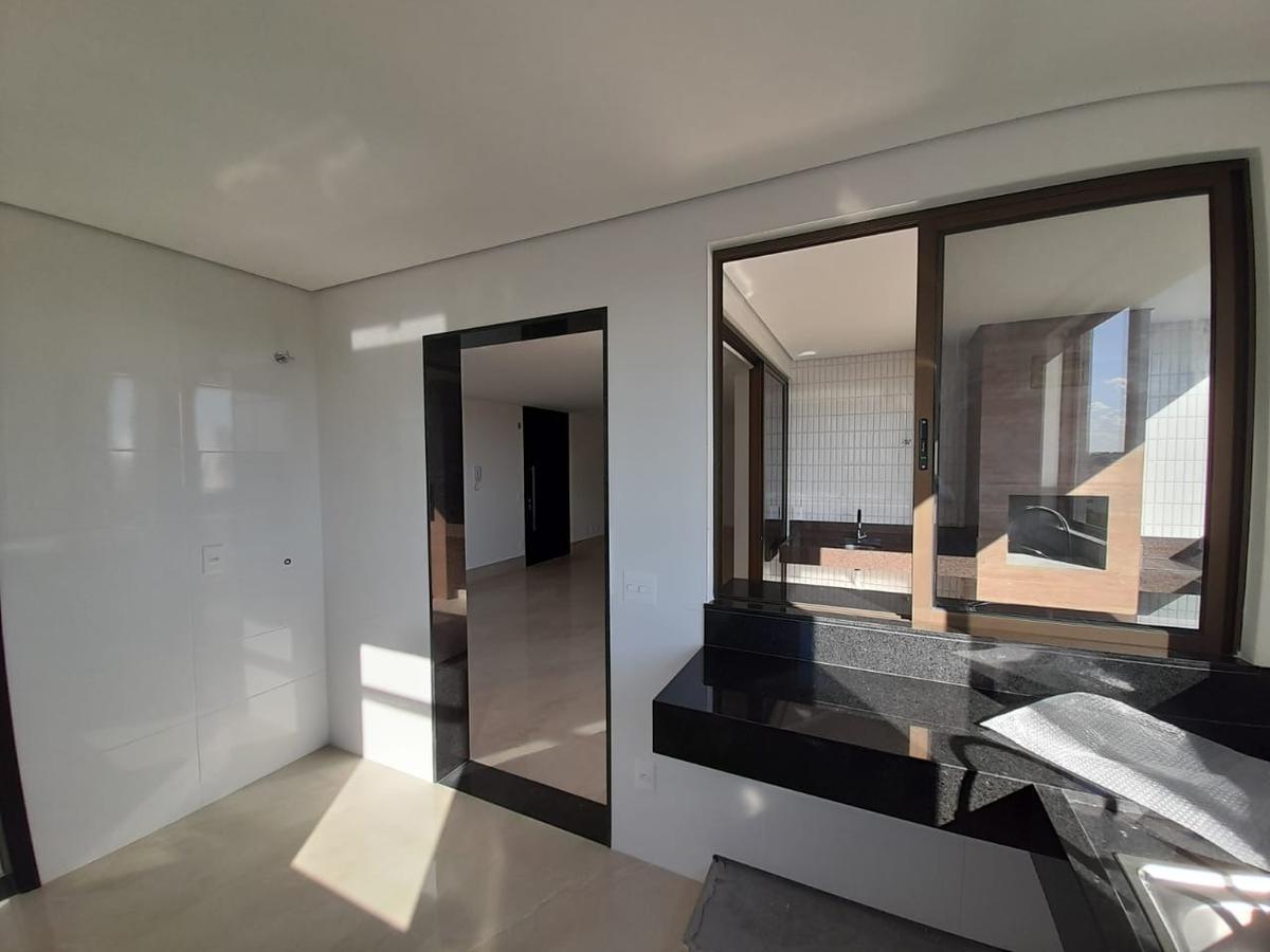 Apartamento, Liberdade, 4 Quartos, 4 Vagas, 2 Suítes