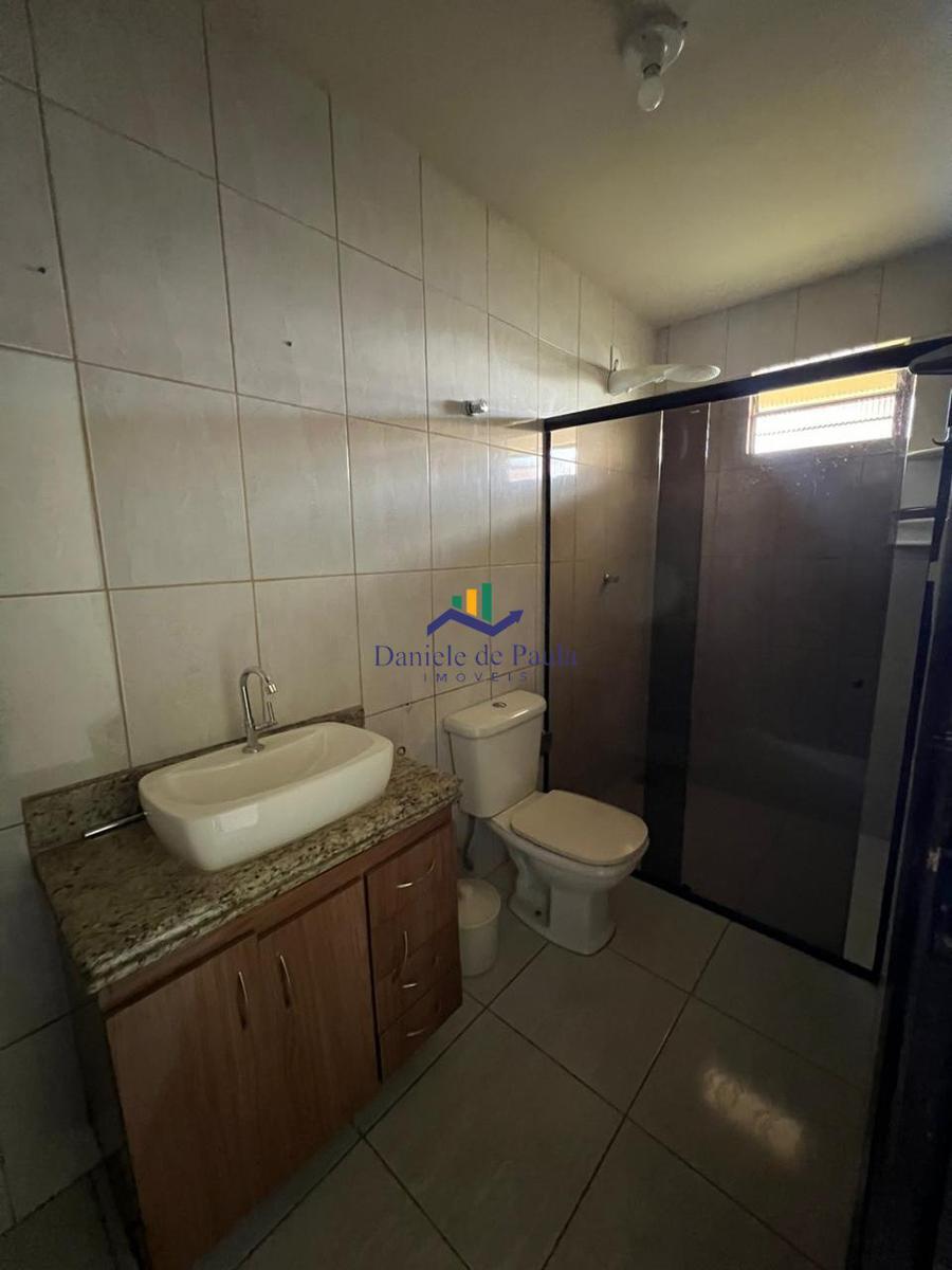 Casa, Conjunto Habitacional Bueno Franco, 4 Quartos, 2 Vagas, 2 Suítes