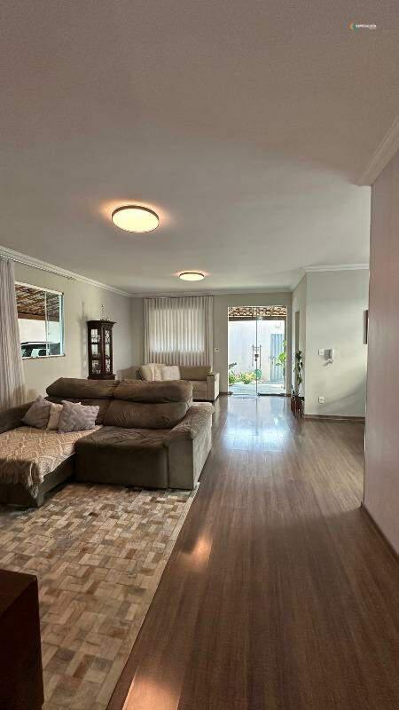 Casa, Boa Esperança, 4 Quartos, 5 Vagas, 4 Suítes