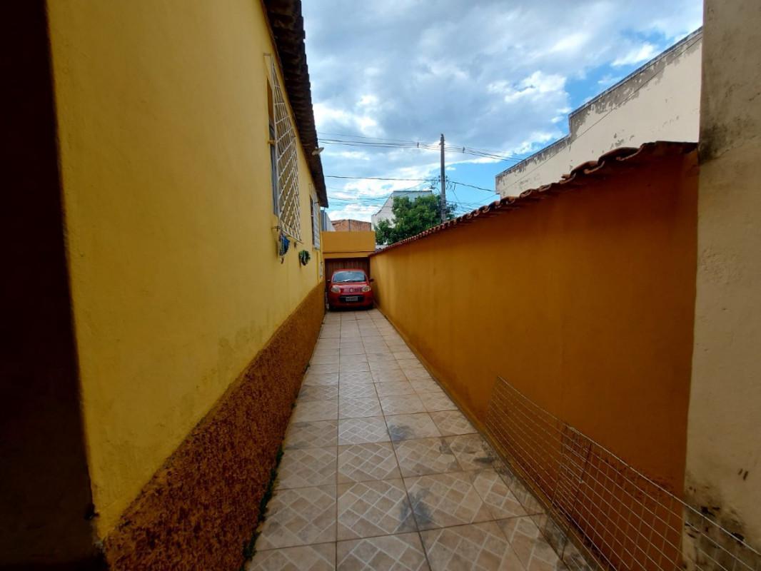 Casa, Inconfidência, 7 Quartos, 1 Vaga, 1 Suíte