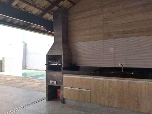 Casa, Cabral, 3 Quartos, 3 Vagas, 1 Suíte
