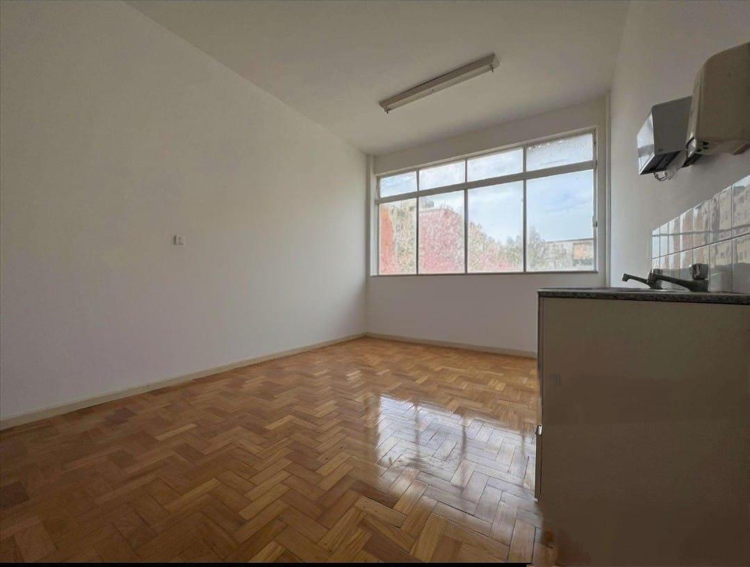 Sala, Centro, 0 Quarto, 0 Vaga