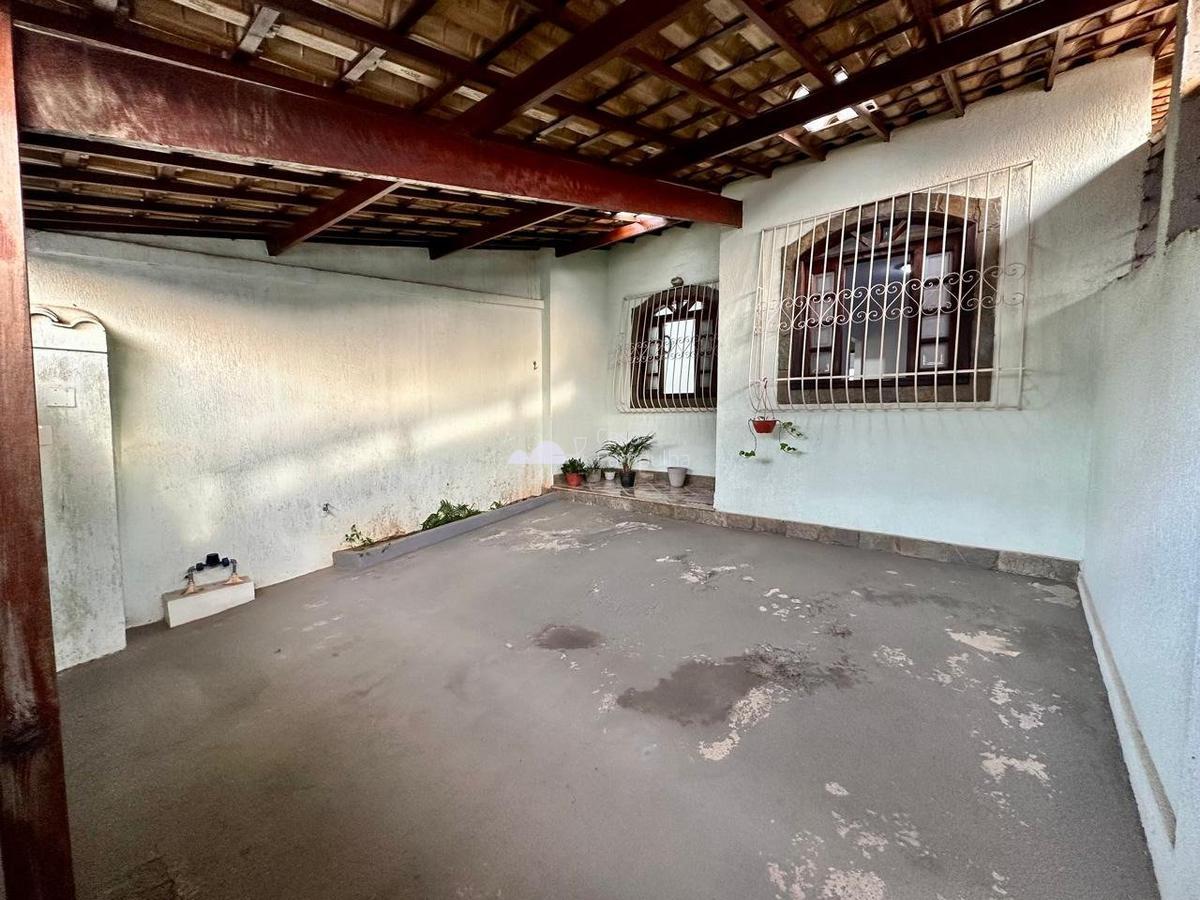 Casa, Heliópolis, 2 Quartos, 2 Vagas, 1 Suíte