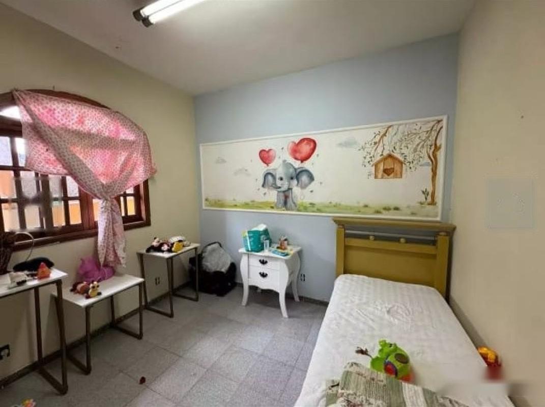 Casa, Estrela do Oriente, 5 Quartos, 1 Vaga, 1 Suíte