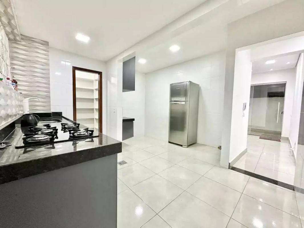 Apartamento, Itapoã, 3 Quartos, 1 Vaga, 1 Suíte