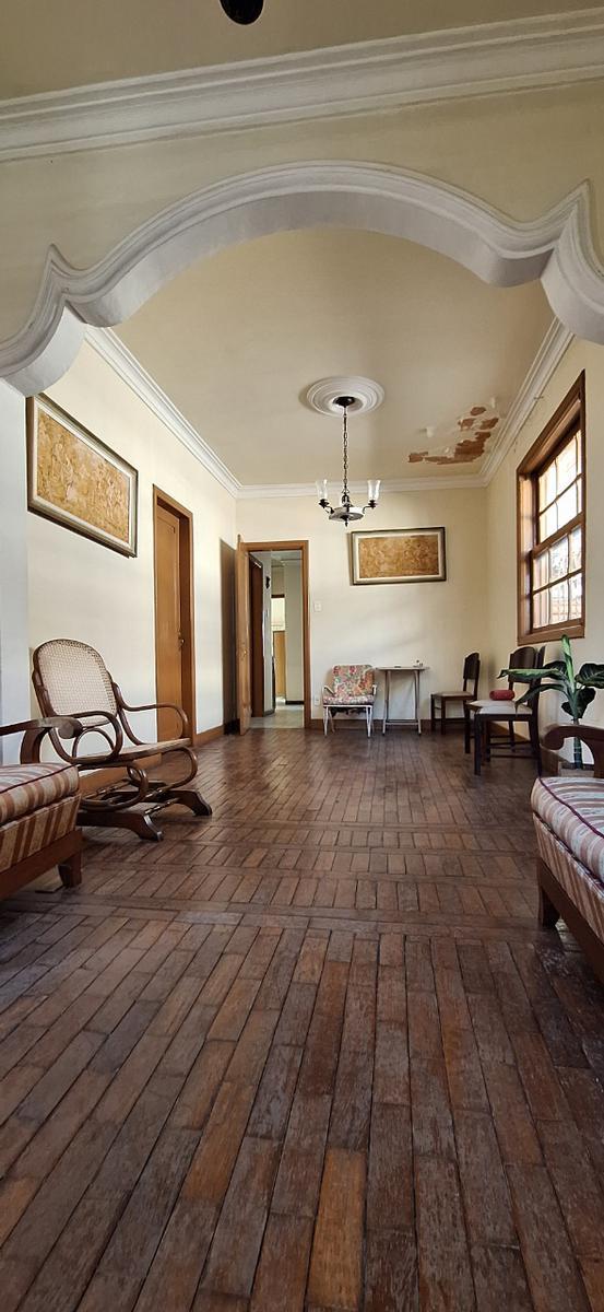 Casa, Floresta, 6 Quartos, 1 Vaga, 1 Suíte