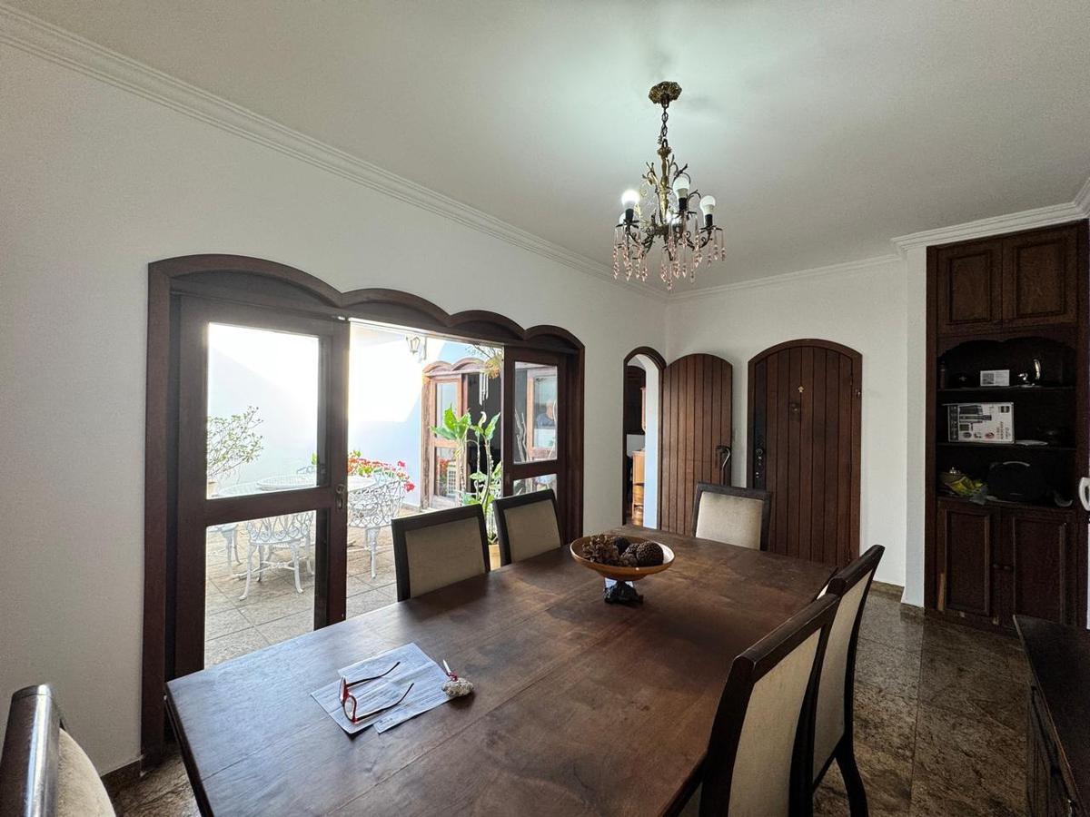 Casa, São Luiz (pampulha), 3 Quartos, 3 Vagas, 1 Suíte