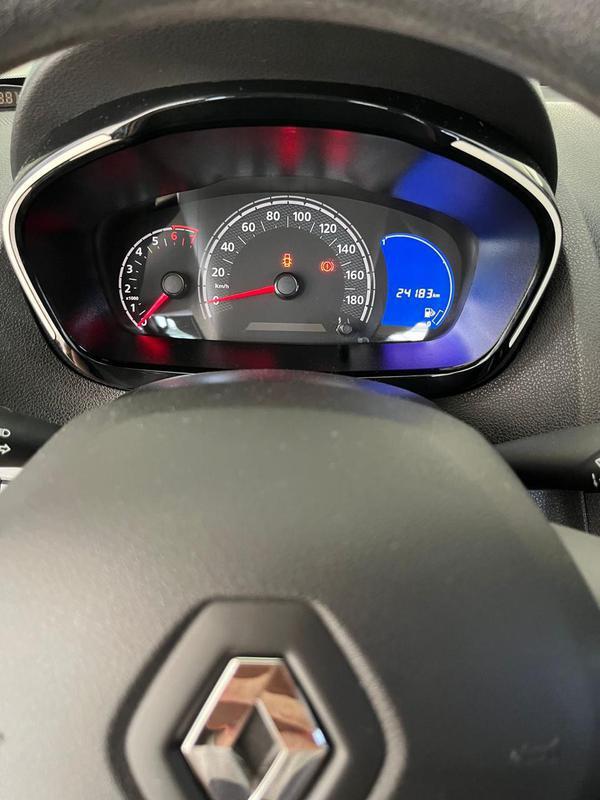 Renault Kwid Outsider 1.0 Flex 12v 5p Mec.