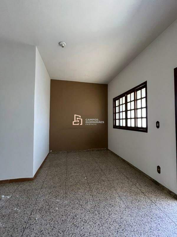 Casa, Parque Turistas, 2 Quartos, 1 Vaga