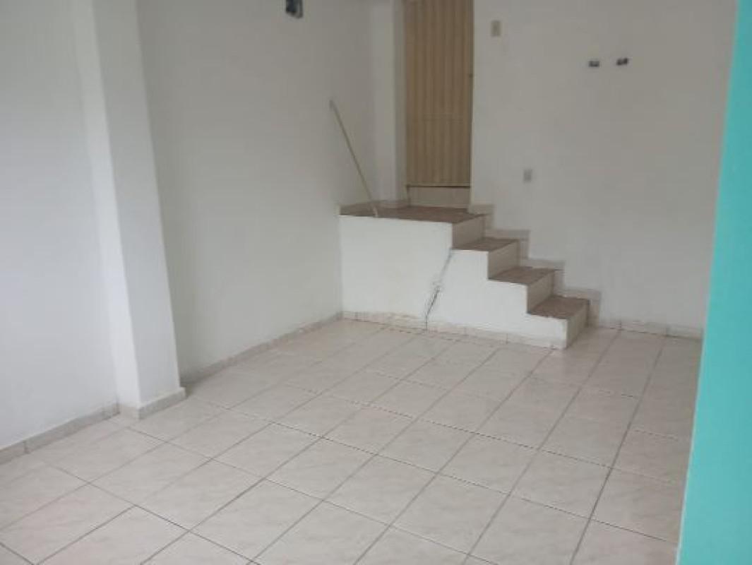 Casa, Floramar, 2 Quartos, 0 Vaga