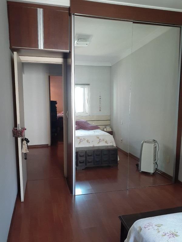 Casa, Carlos Prates, 2 Quartos, 4 Vagas