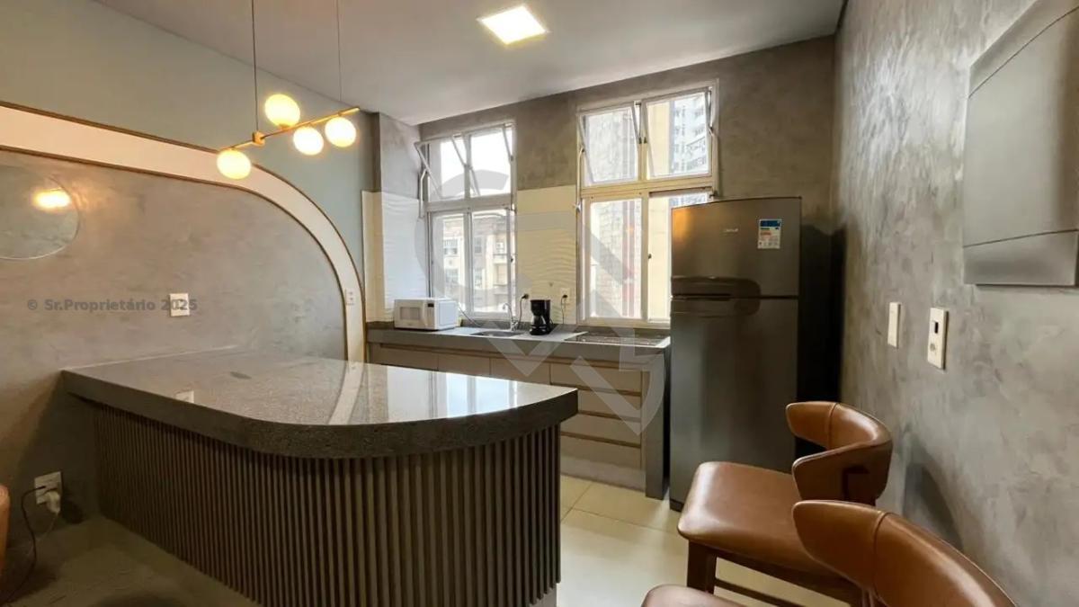 Apartamento, Centro, 2 Quartos, 0 Vaga, 1 Suíte