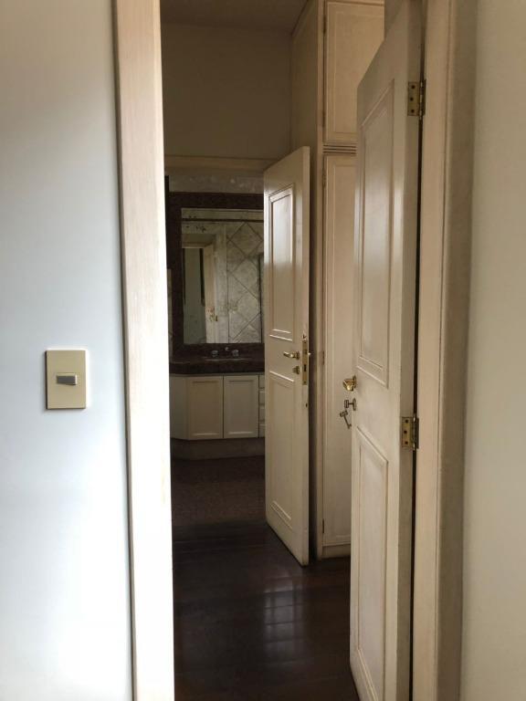 Apartamento, Funcionários, 4 Quartos, 3 Vagas, 2 Suítes