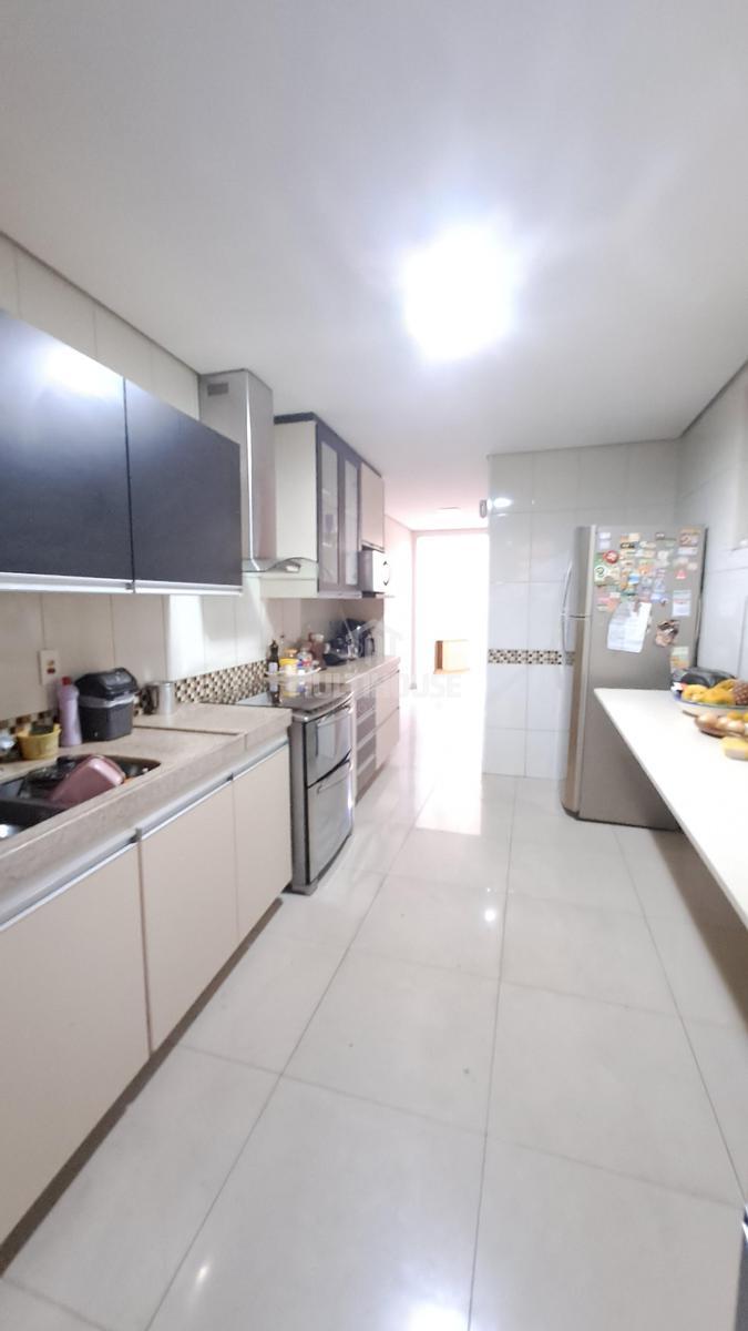 Casa, Céu Azul, 3 Quartos, 3 Vagas, 1 Suíte