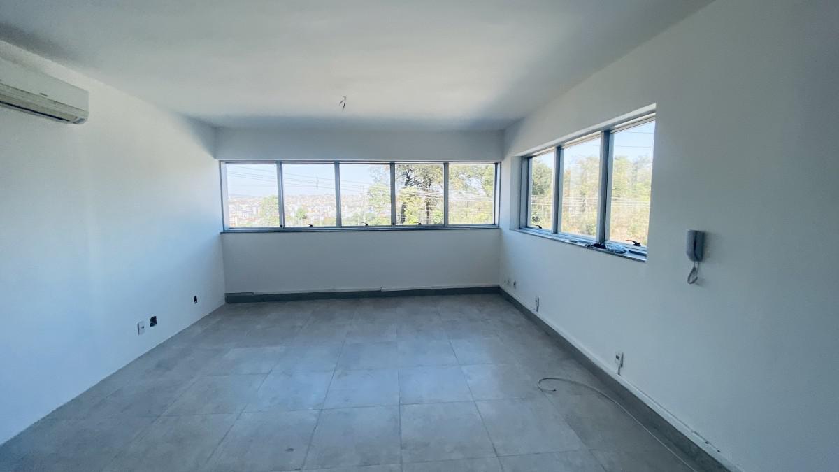 Sala, Castelo, 0 Quarto, 0 Vaga