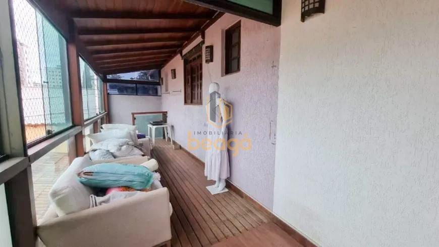 Casa, Castelo, 3 Quartos, 2 Vagas, 1 Suíte