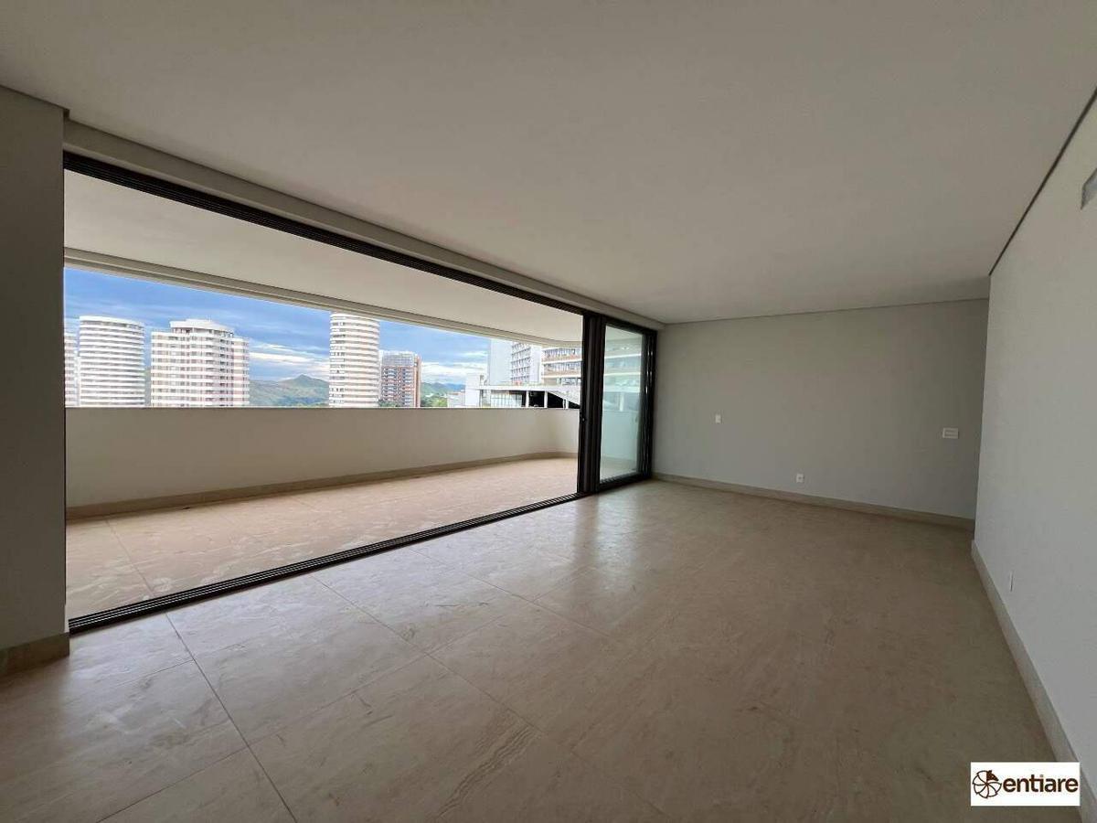 Apartamento, Vale do Sereno, 4 Quartos, 5 Vagas, 2 Suítes