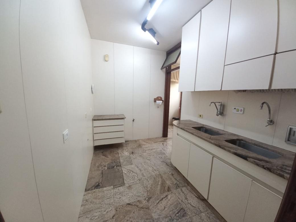 Apartamento, Lourdes, 4 Quartos, 2 Vagas, 1 Suíte
