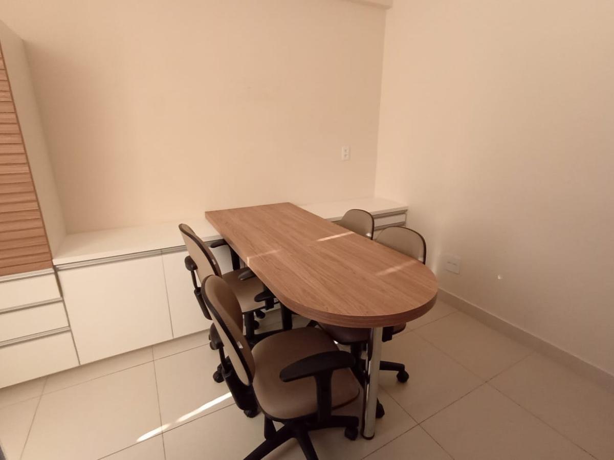 Sala, União, 0 Quarto, 0 Vaga