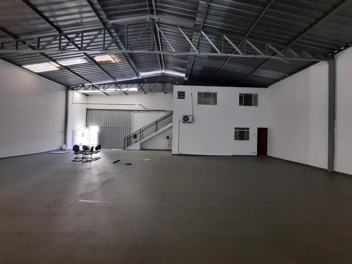 Galpão, Padre Eustáquio