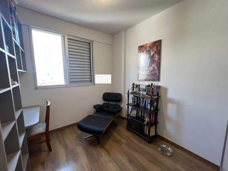 Apartamento, Sagrada Família, 3 Quartos, 2 Vagas, 1 Suíte