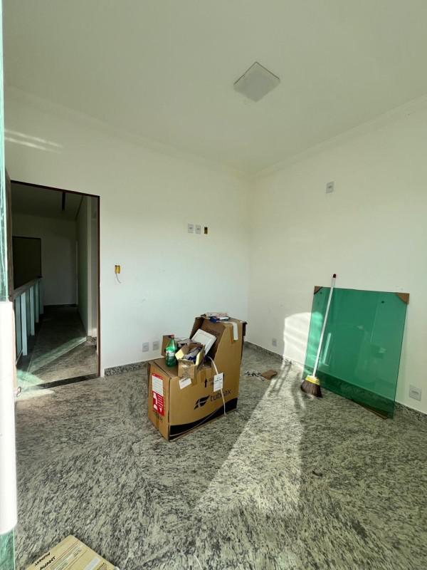 Casa, Masterville, 3 Quartos, 2 Vagas, 2 Suítes