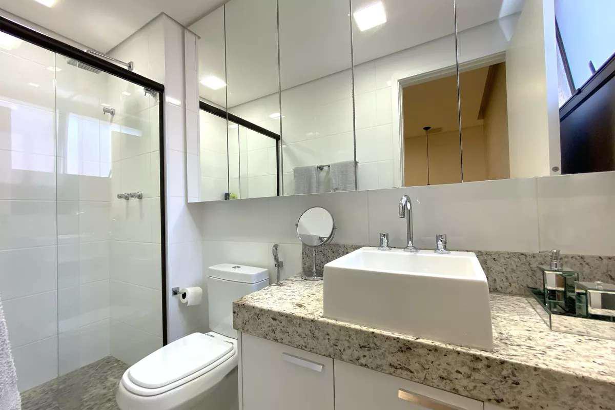 Apartamento, Funcionários, 2 Quartos, 2 Vagas, 2 Suítes
