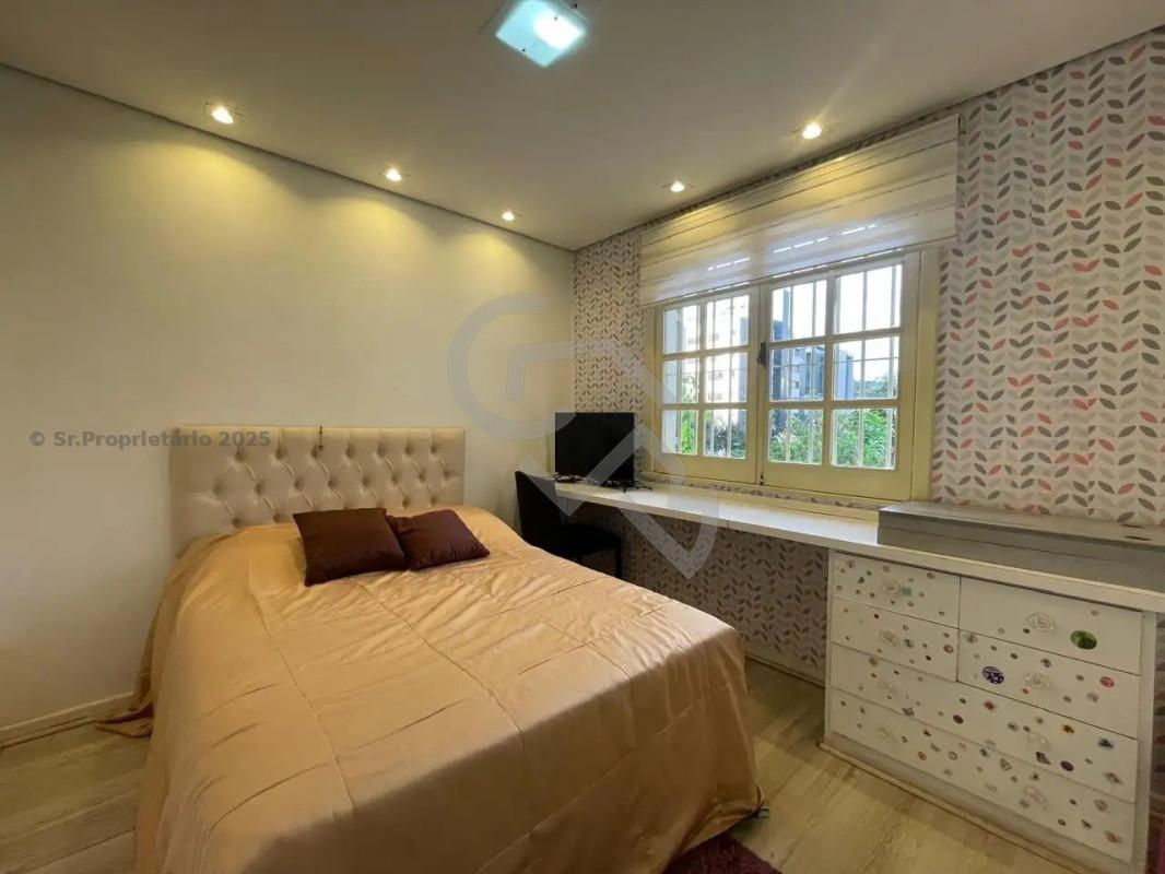 Casa, Santa Lúcia, 5 Quartos, 4 Vagas, 2 Suítes