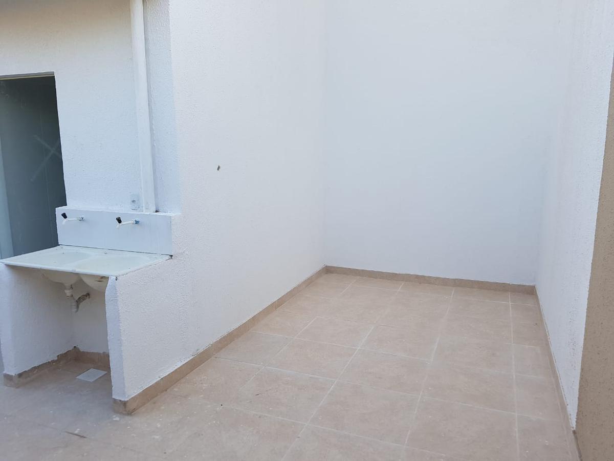 Apartamento, Jardim dos Comerciários, 2 Quartos, 1 Vaga, 0 Suíte
