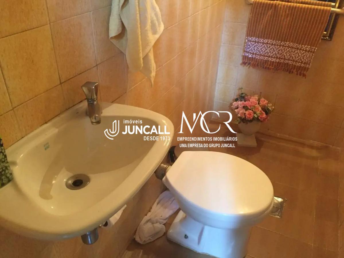 Casa, Cachoeirinha, 4 Quartos, 3 Vagas, 1 Suíte