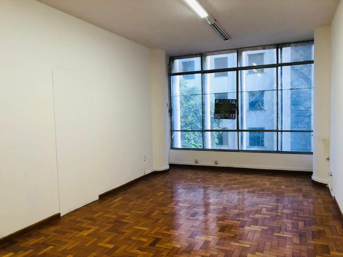 Sala, Centro