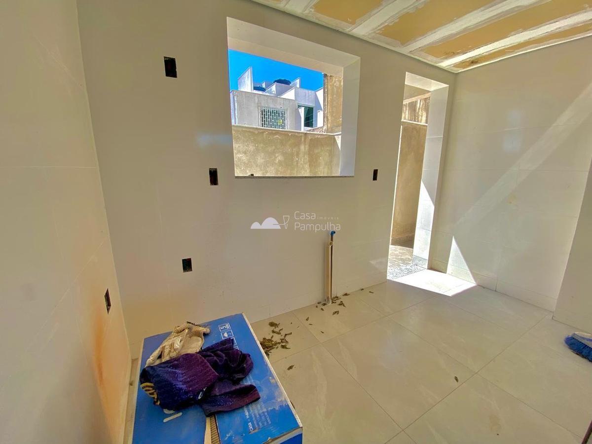 Apartamento, Candelária, 2 Quartos, 1 Vaga