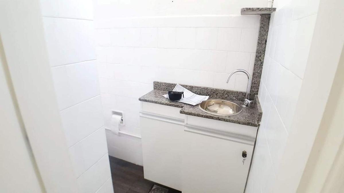 Sala, Centro